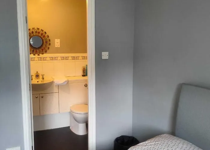 Apartment Snug & Serene 2bd Flat - Roseburn Edinburgh