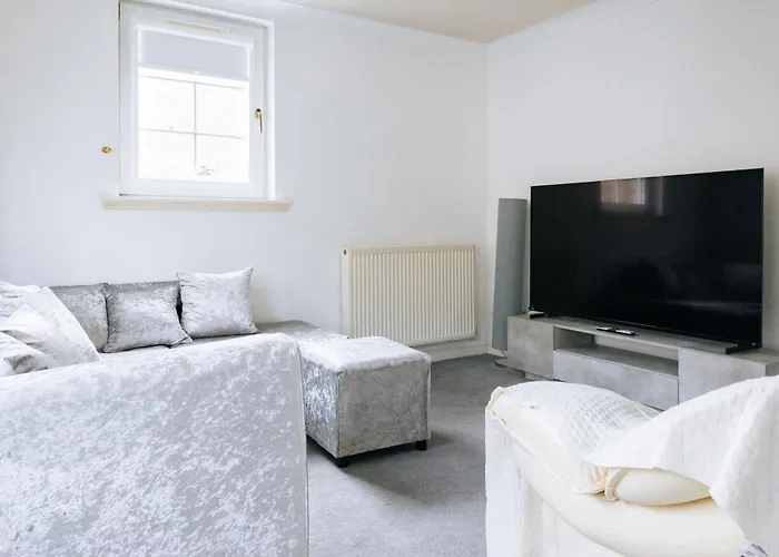 Apartment Snug & Serene 2bd Flat - Roseburn *