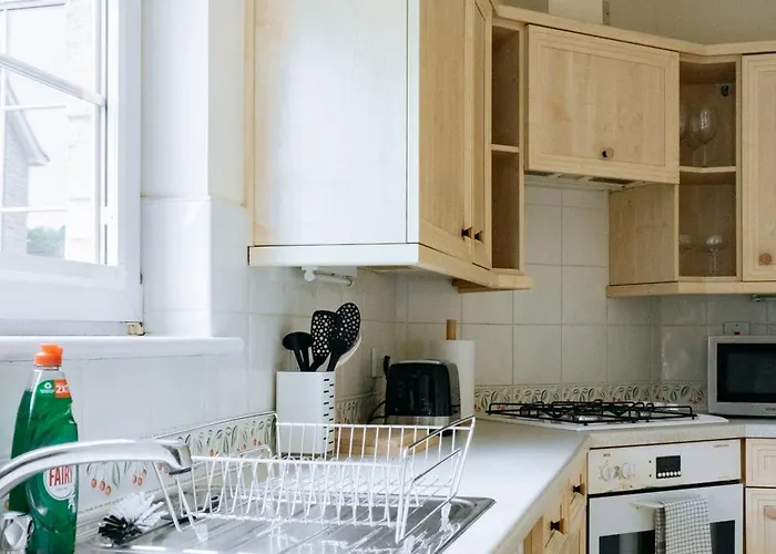 Snug & Serene 2bd Flat - Roseburn * Edinburgh
