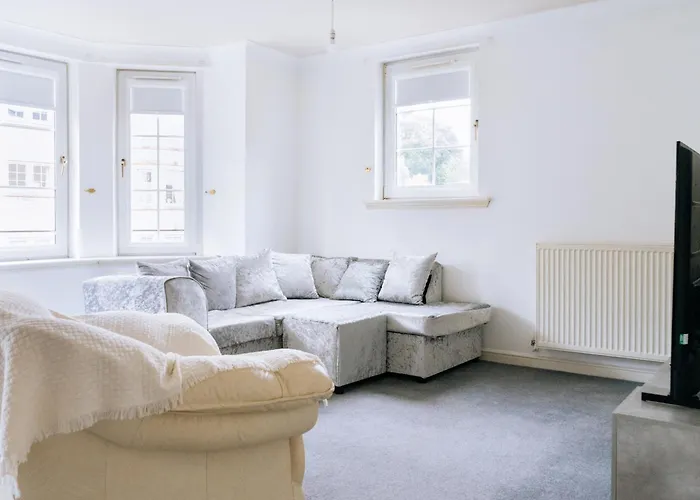 Apartment Snug & Serene 2bd Flat - Roseburn *