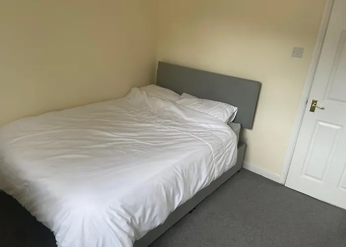 Apartment Snug & Serene 2bd Flat - Roseburn Edinburgh