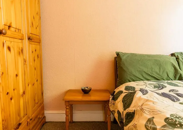 The Peach * Edinburgh