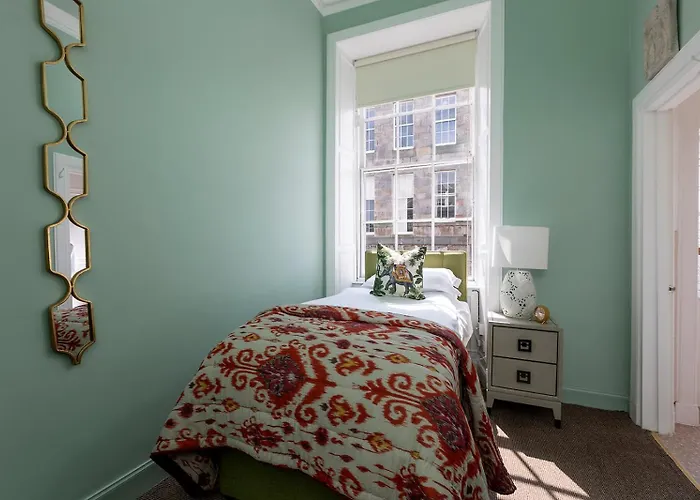 The Broughton Townhouse 3*