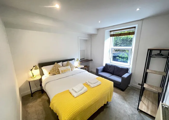 Lovely Two Bedrooms Apartment