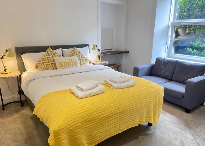 Lovely Two Bedrooms *