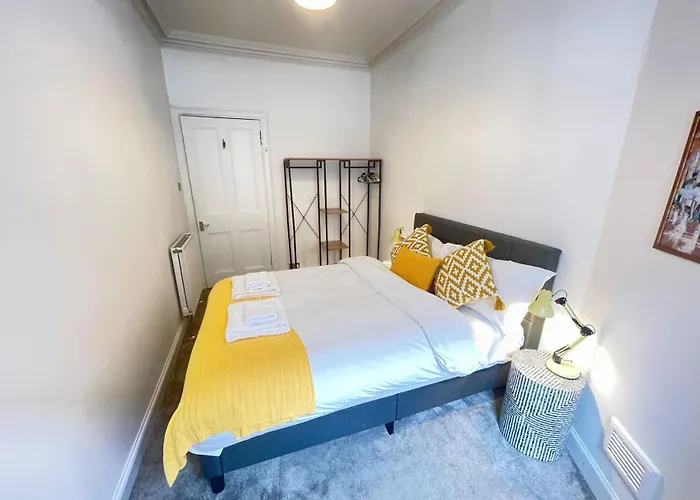 Lovely Two Bedrooms Apartment
