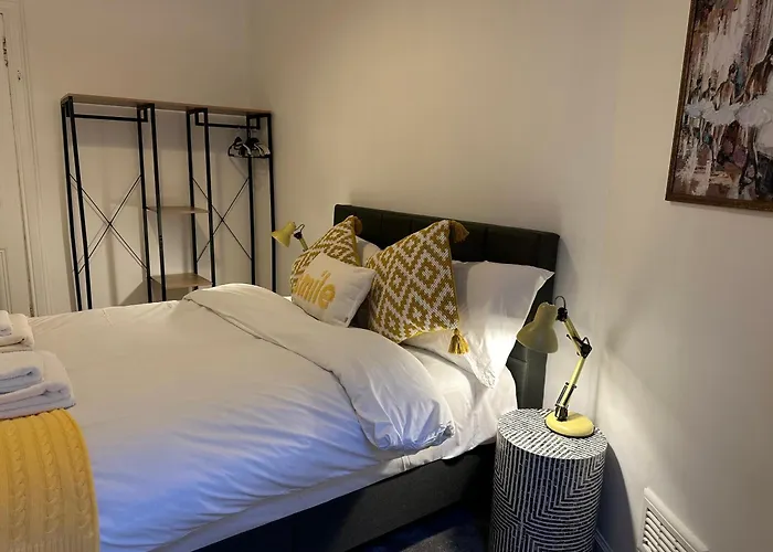 Apartment Lovely Two Bedrooms Edinburgh