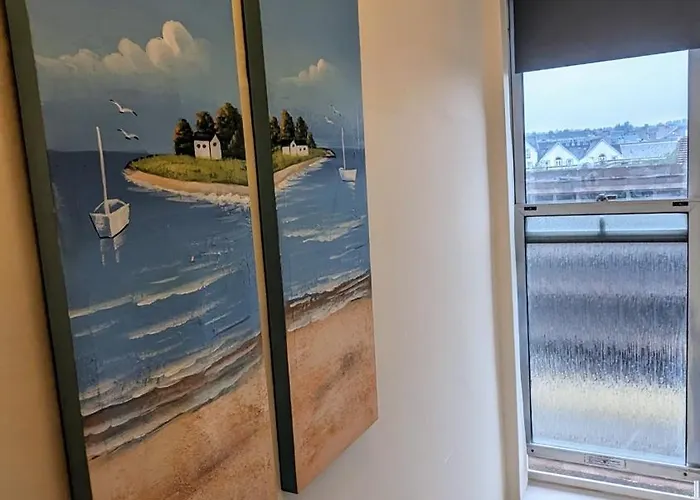 Sunny Haymarket * Edynburg