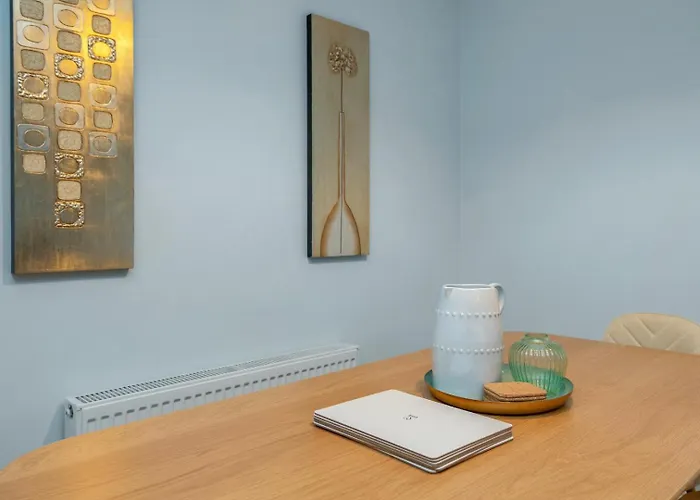 Guestready - Light & Airy In New Town דירה אדינבורו