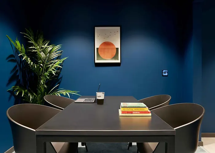 Joivy Trendy Units In Westfield-adults Only 아파트 *