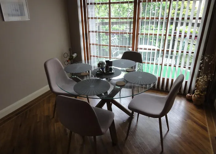 Orchard Brae דירה