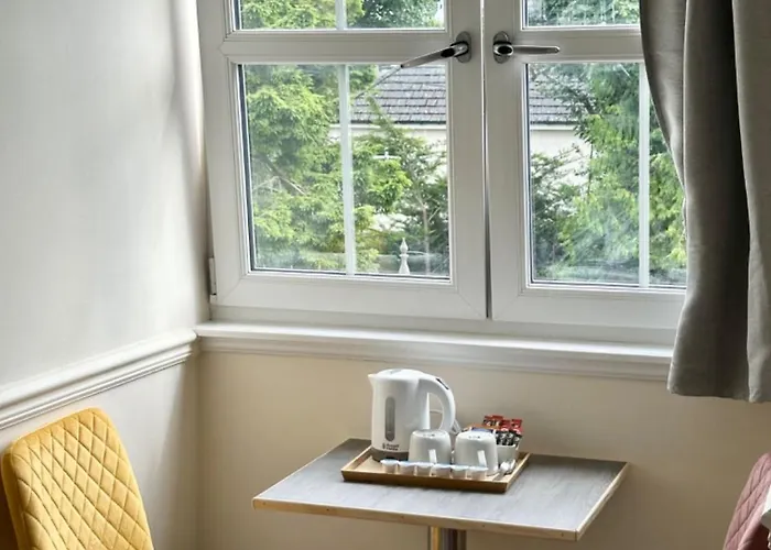 Full House بيت ضيافة إدنبرة