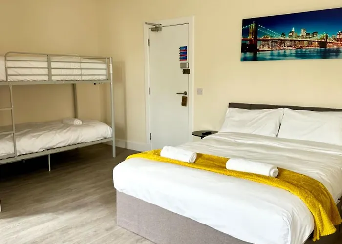 Full House 4* إدنبرة