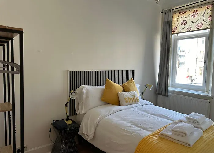 Lochrin Buildings Two Bed *