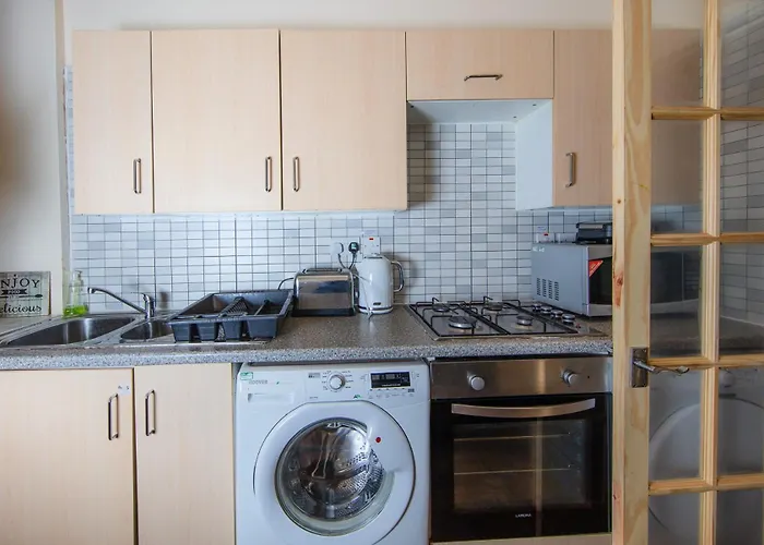 Colourful Near Carlton Hill *