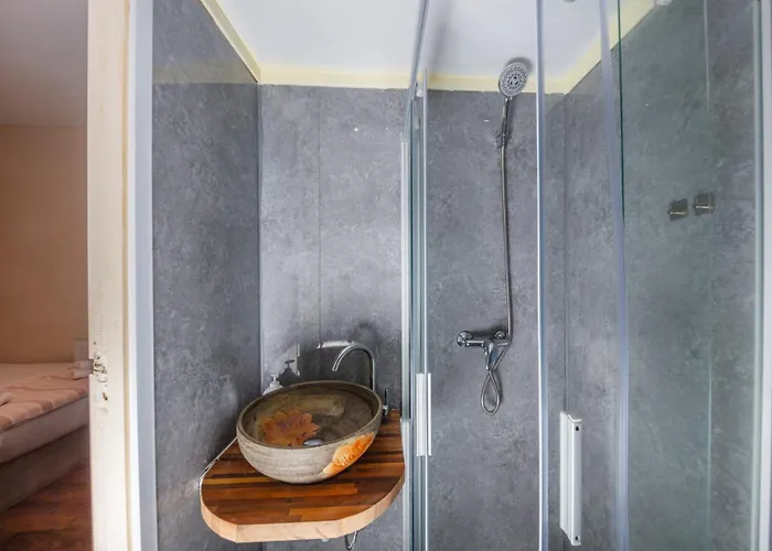 דירה Colourful Near Carlton Hill אדינבורו