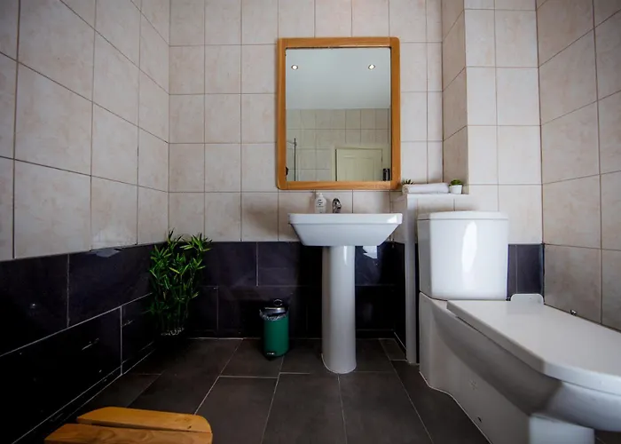 Colourful Near Carlton Hill *