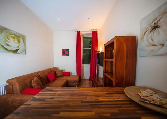 Colourful Near Carlton Hill דירה *