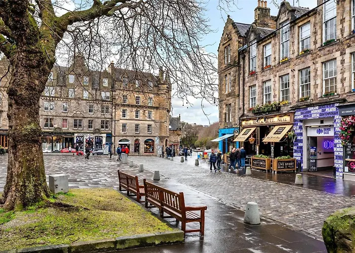 Bright Old Town Centre דירה