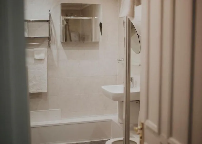 16 Pilrig Bed & Breakfast 3*