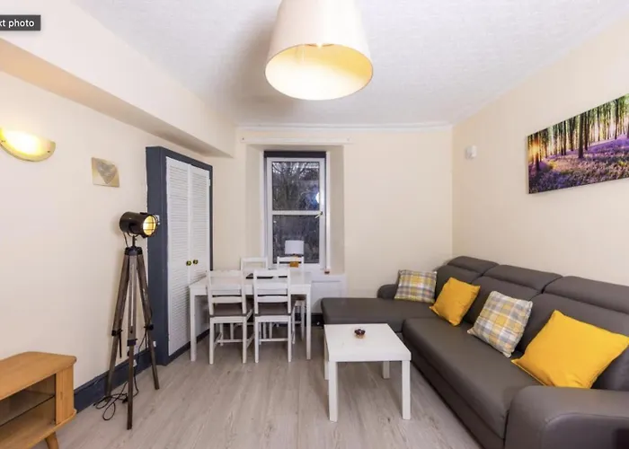 Warm&welcoming Meadows 7 - City Centre Apartment Edinburgh