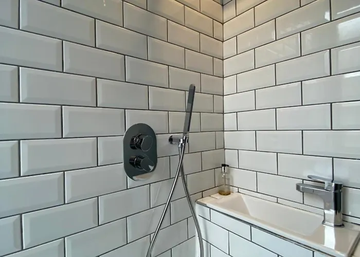 Charming 1 Bedroom 아파트