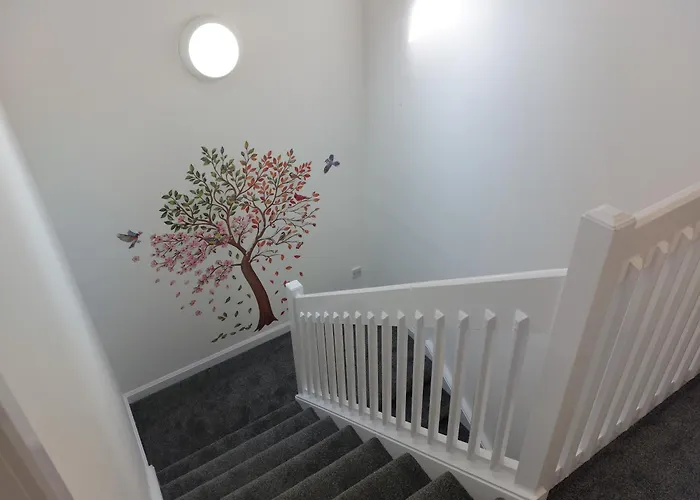 בית נופש Bright - - Sleeps 10 *