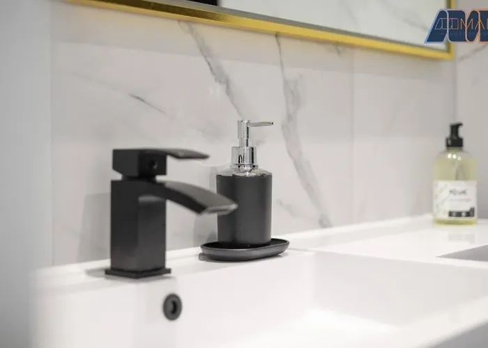 Modern 2 Bed * אדינבורו