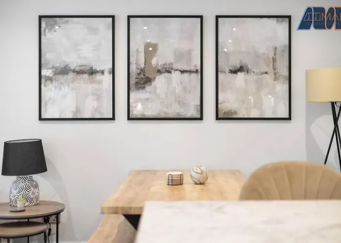 Apartment Modern 2 Bed *