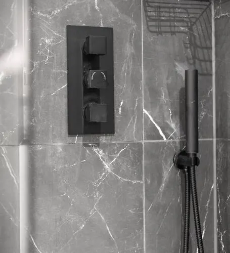 Apartment Modern 2 Bed *