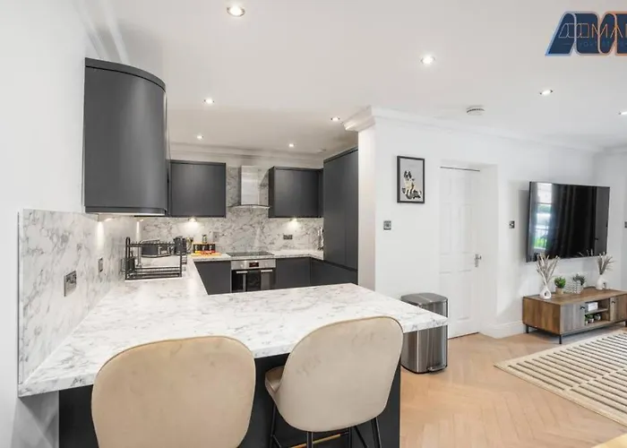 Modern 2 Bed אדינבורו