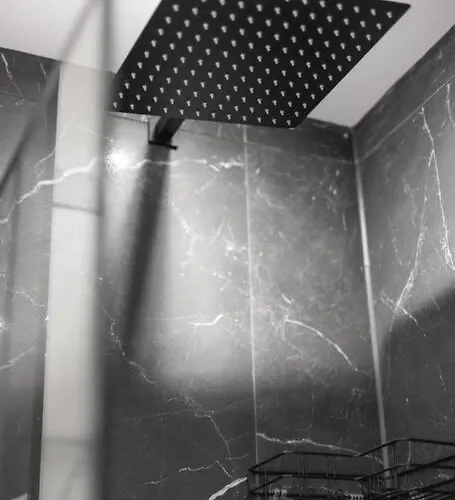 Modern 2 Bed Apartment Edinburgh