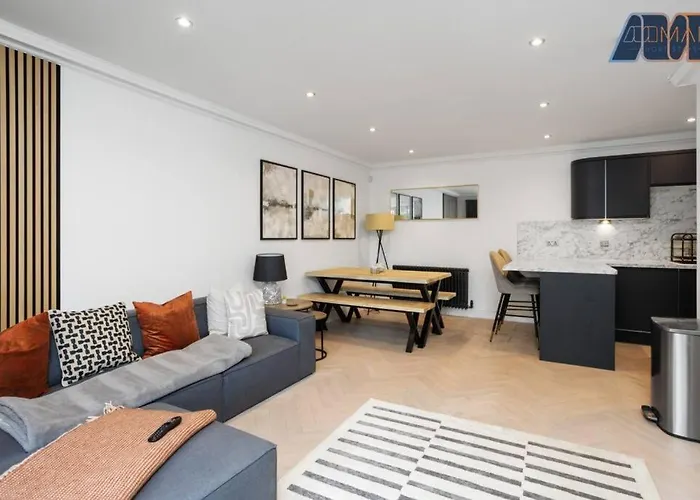 Modern 2 Bed אדינבורו