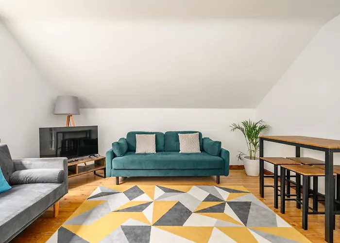 Bright - - Sleeps 10 Edimburgo