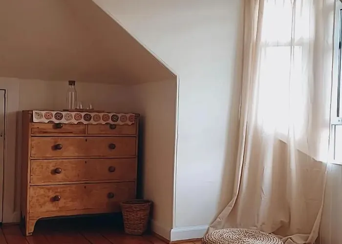 Bed & Breakfast House Of Many Ways *