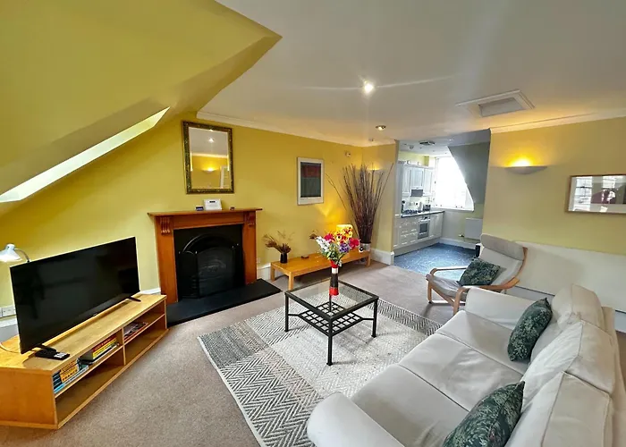 Parliament Sq Apartment Edinburgh
