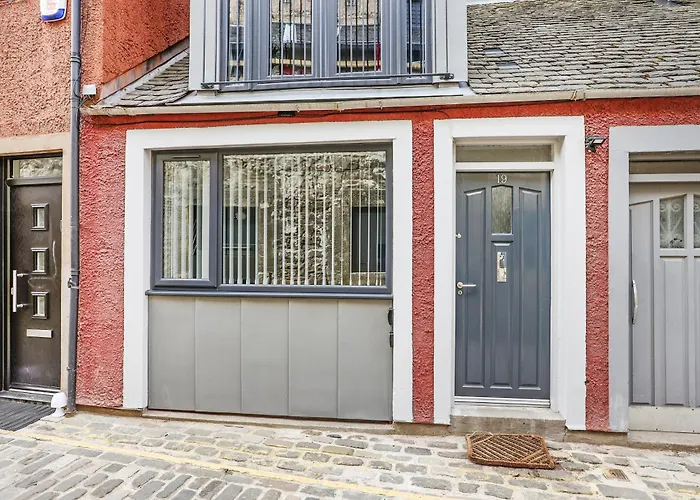 Appartement Argyl - Old Town Mews With Parking