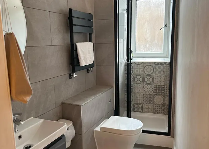 Lochrin Buildings Two Bed * Edinburgh