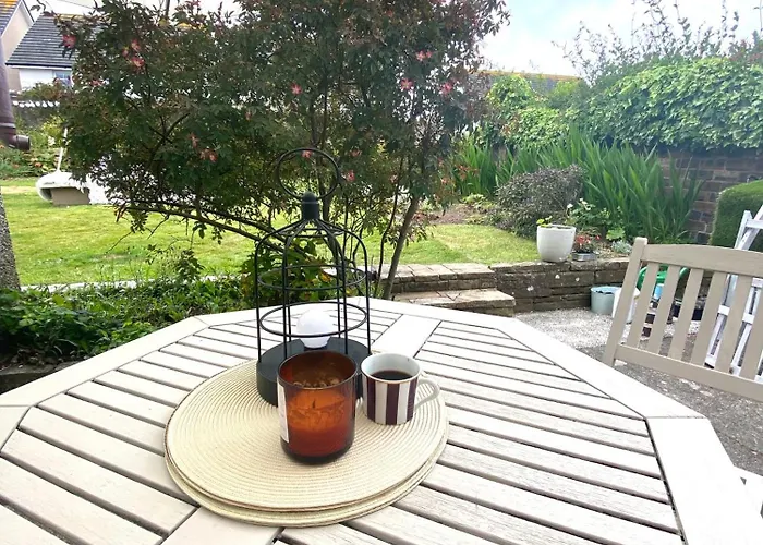 Wonderwall - Huge Garden In Luxury House - Free Parking בית אירוח אדינבורו