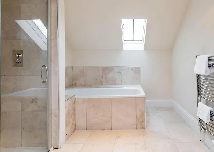 Super - Georgian Double Upper Flat With Castle Views In New Town Daire Edinburgh