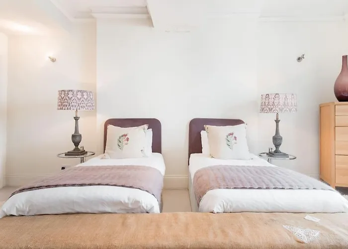 Super - Georgian Double Upper Flat With Castle Views In New Town شقة إدنبرة