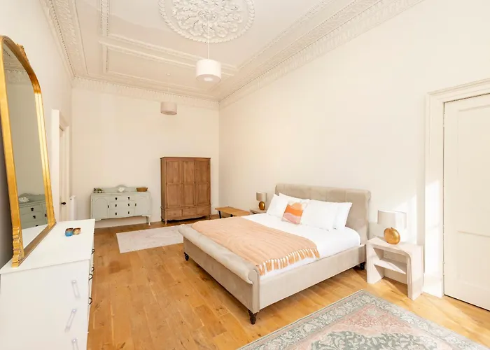 Joivy Exclusive House With Free Parking إدنبرة