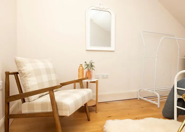 Joivy Exclusive House With Free Parking