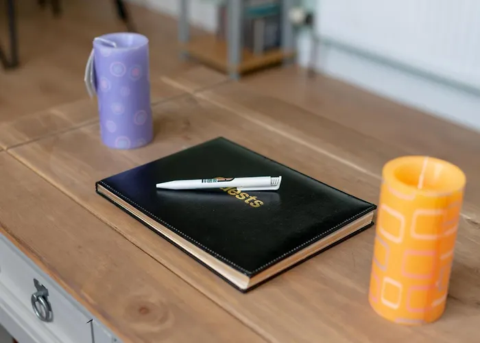 Canongate - 357 * إدنبرة