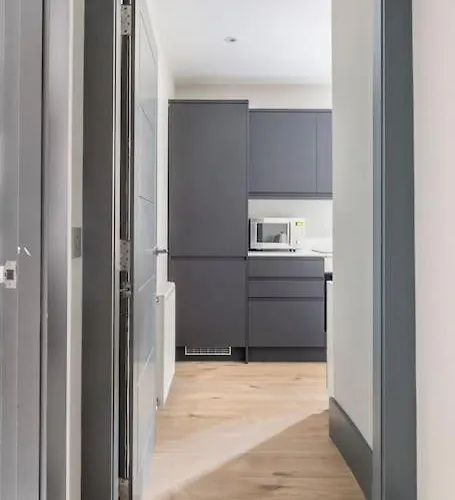 Daire Immaculate 3 Bed With Private Entrance In Inverleith