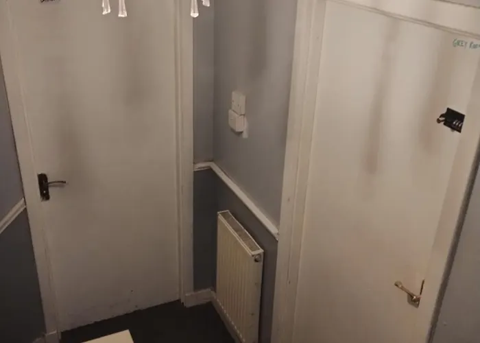 Δωμάτια σε οικογενειακή κατοικία Silverknowes Silver Sleeps 4 With Private Shower