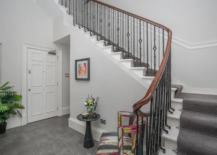 Georgian Gem In The New Town