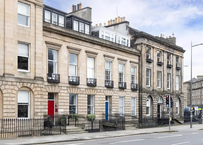 Joivy Spacious Next To West End 公寓