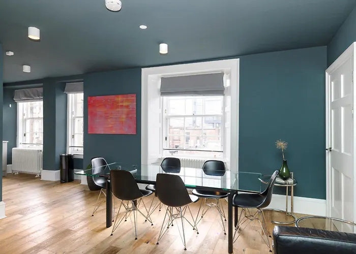 Joivy Spacious Next To West End *