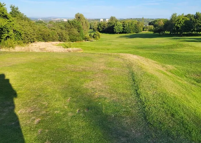 Wonderwall - Huge Garden In Luxury House - Free Parking בית אירוח אדינבורו